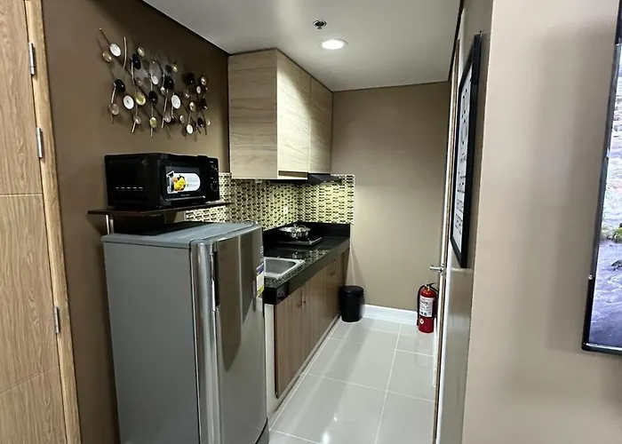 2 Bedroom Fully Furnished In Paranaque With Pool And Parking - Bloom Unit 1133 Apartment
